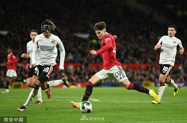 国足在主场 国足在主场